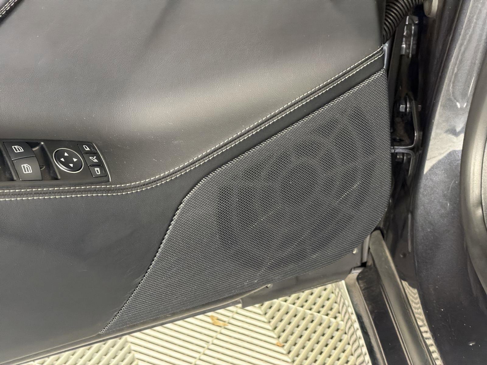 Used 2021 Tesla Model S Performance image 22