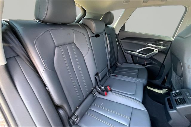 Used 2025 Audi Q5 Premium Plus w/ Premium Plus AWD/4WD image 29