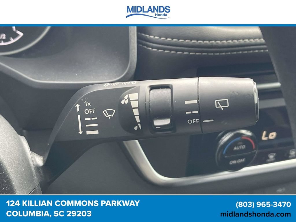 Used 2023 Nissan Rogue SV FWD image 23