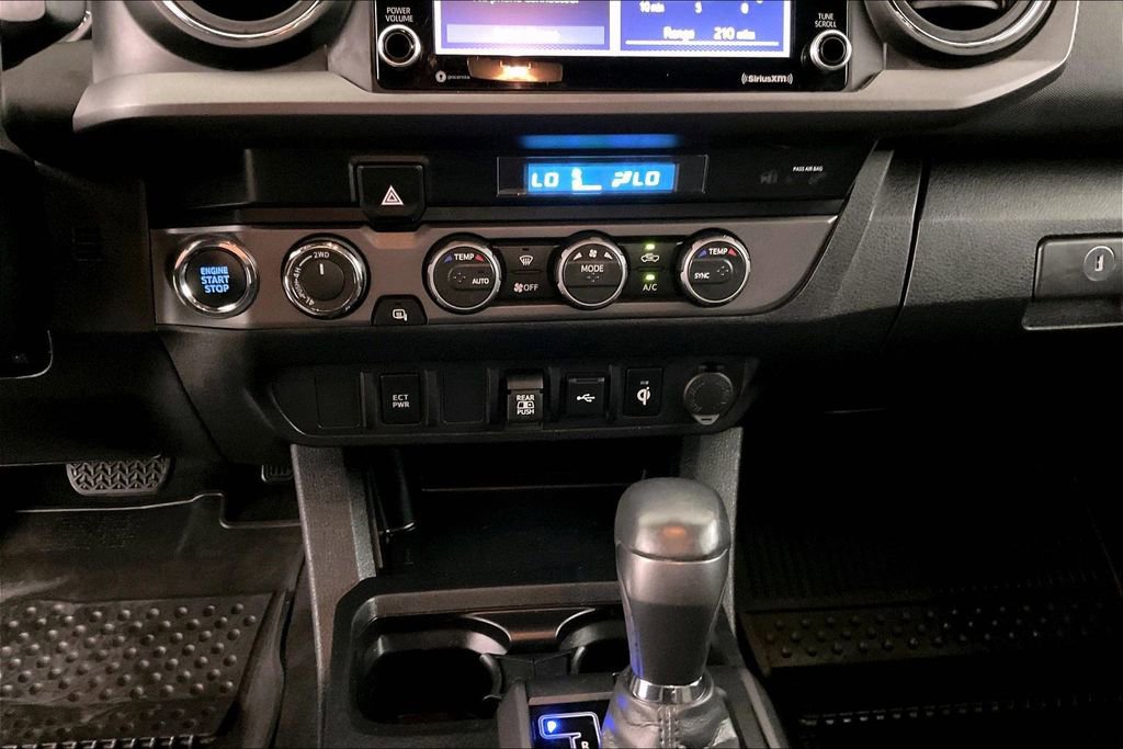 Used 2023 Toyota Tacoma TRD Off-Road AWD/4WD image 15
