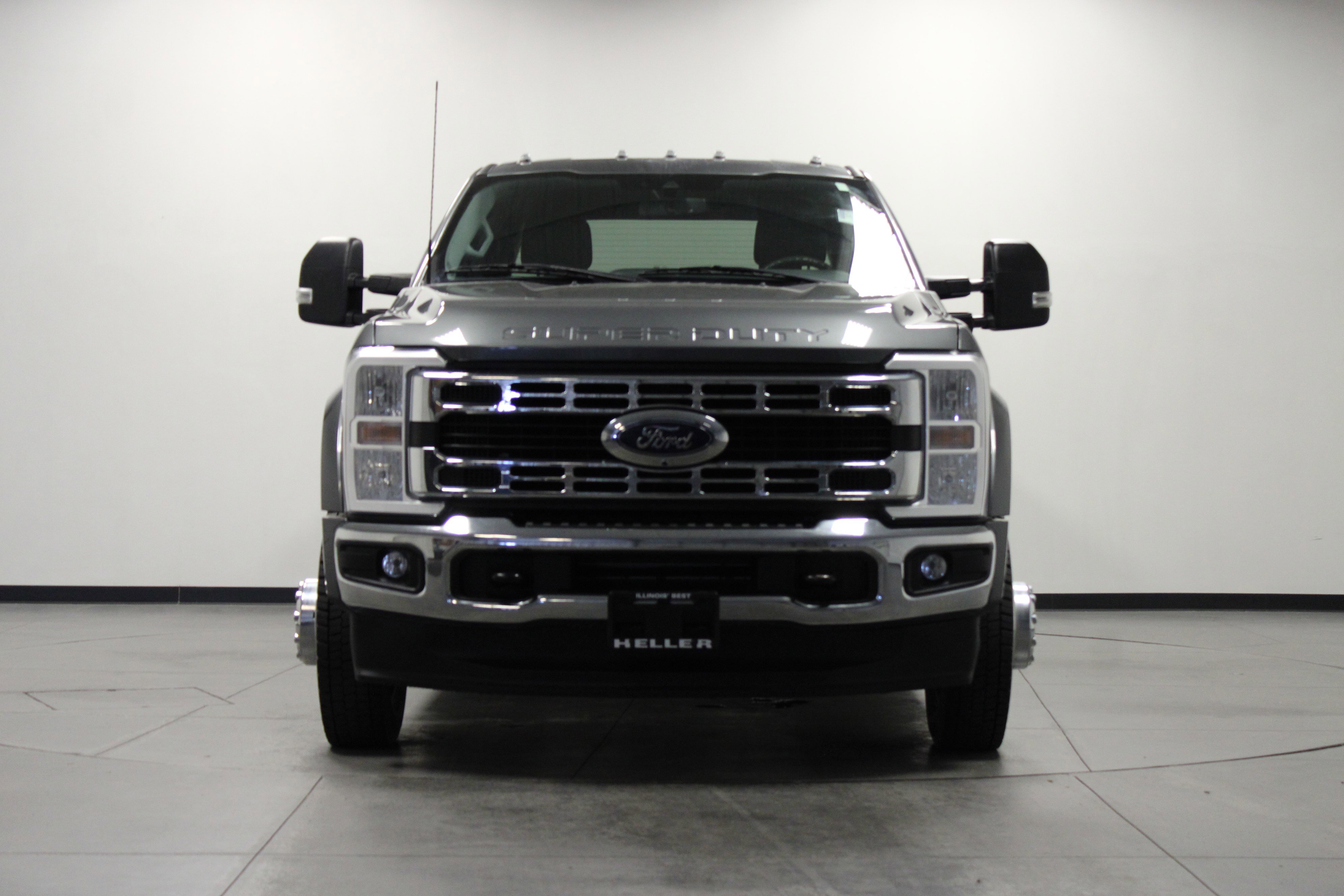 Used 2023 Ford F450 XLT w/ 360-Degree Camera Package AWD/4WD image 9