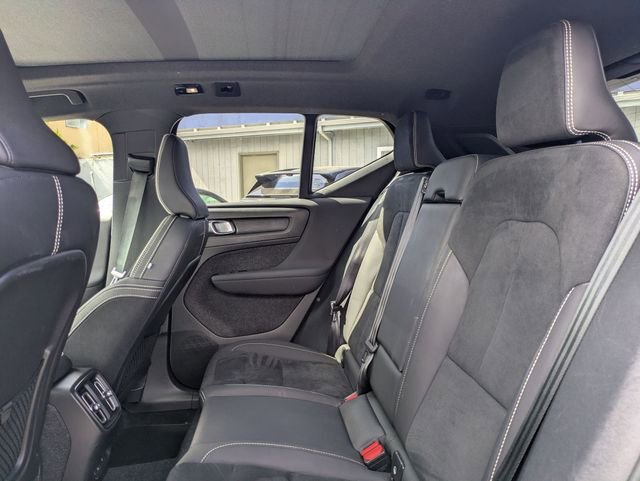 Certified 2023 Volvo XC40 Recharge Plus image 26