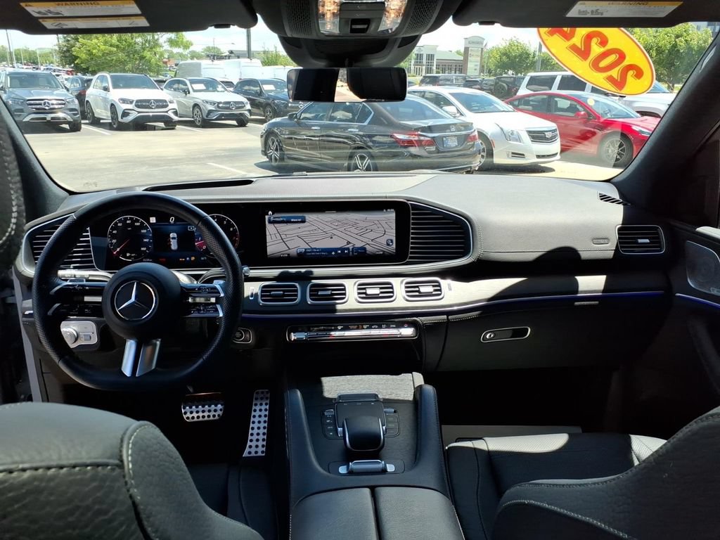 Certified 2024 Mercedes-Benz GLS 580 4MATIC image 31