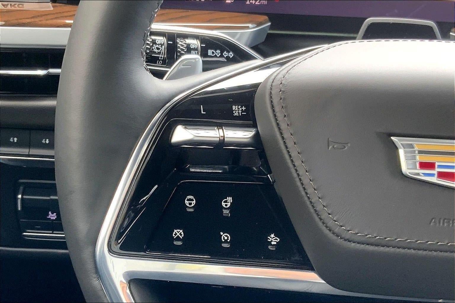 Certified 2025 Cadillac Escalade Sport Platinum AWD/4WD image 19