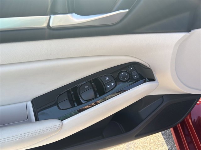 Certified 2024 Nissan Altima 2.5 SL image 13