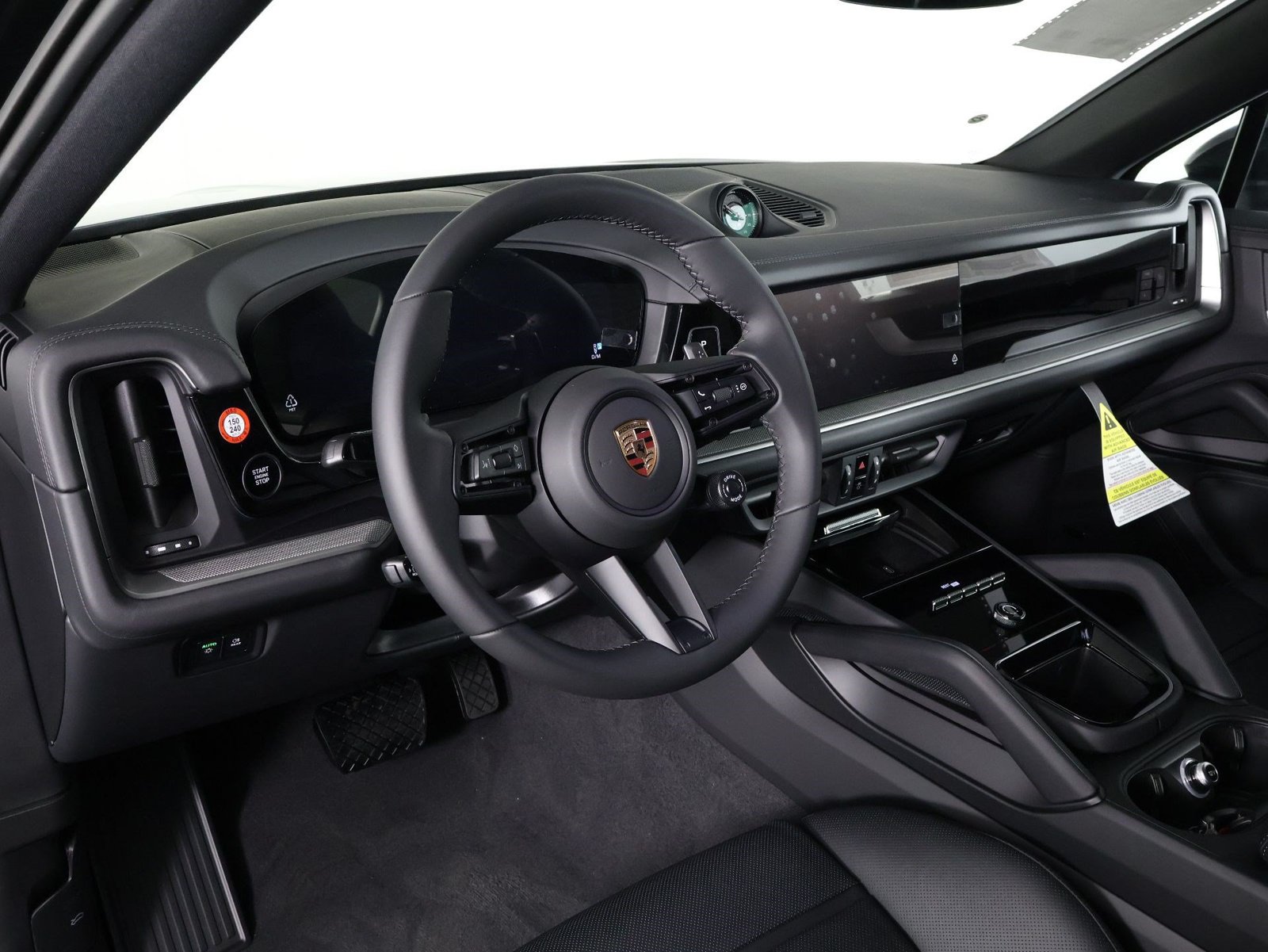 New 2026 Porsche Cayenne Coupe AWD/4WD image 4