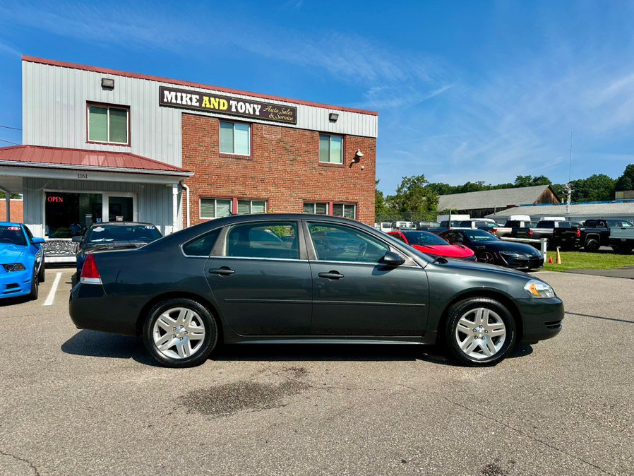 Used 2014 Chevrolet Impala LT w/ LT Sunroof Package FWD image 4