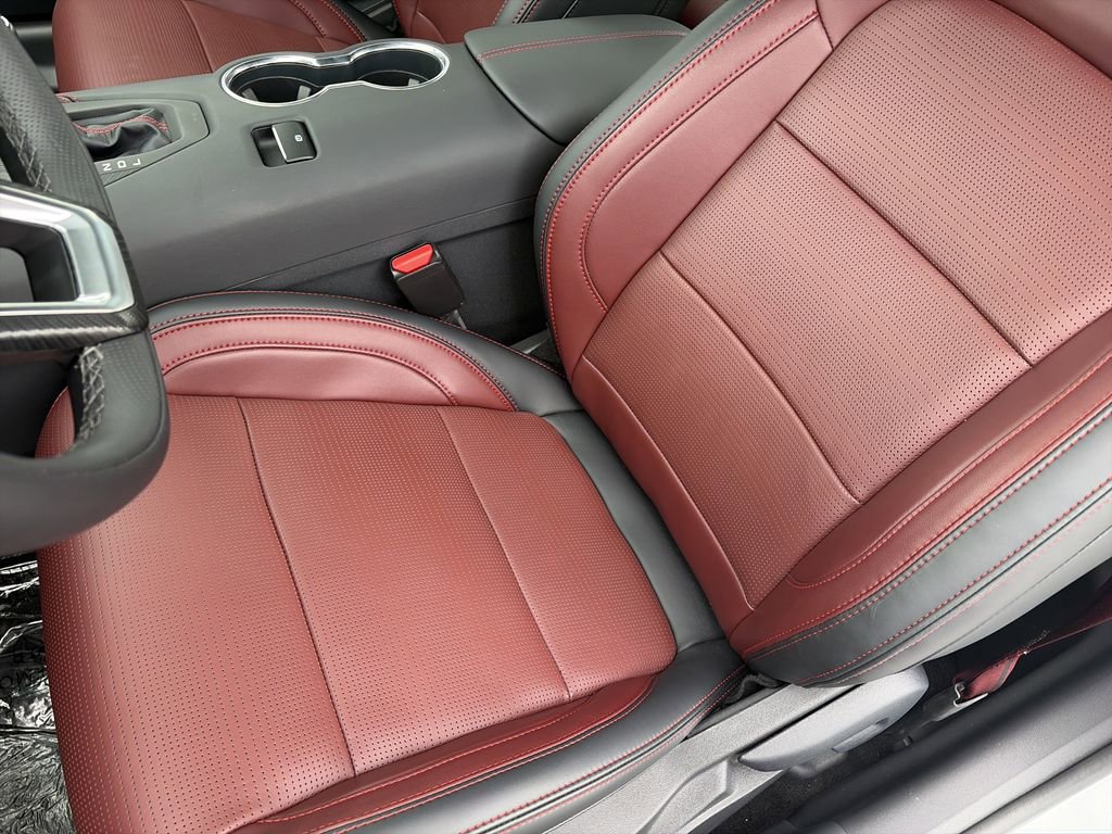 Used 2025 Ford Mustang Premium RWD image 12