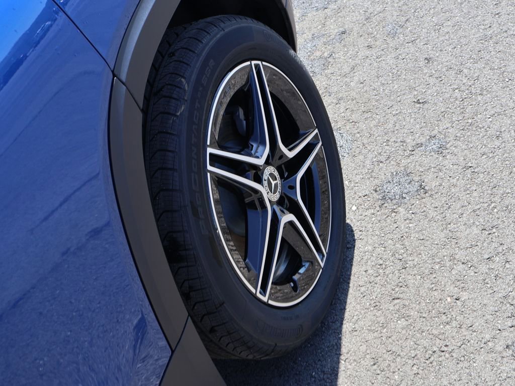 New 2026 Mercedes-Benz GLB 250 4MATIC image 41