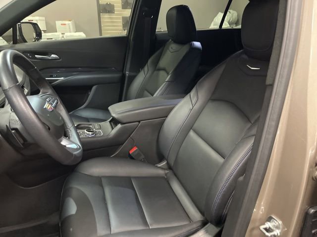 Used 2025 Cadillac XT4 Sport w/ LPO, Floor Liner Package image 13