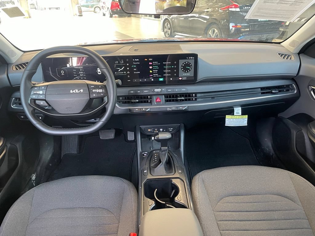 Used 2025 Kia K4 EX FWD image 11