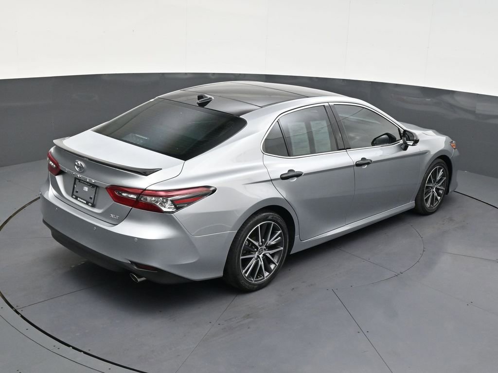 Used 2022 Toyota Camry XLE w/ Navigation Package FWD image 17