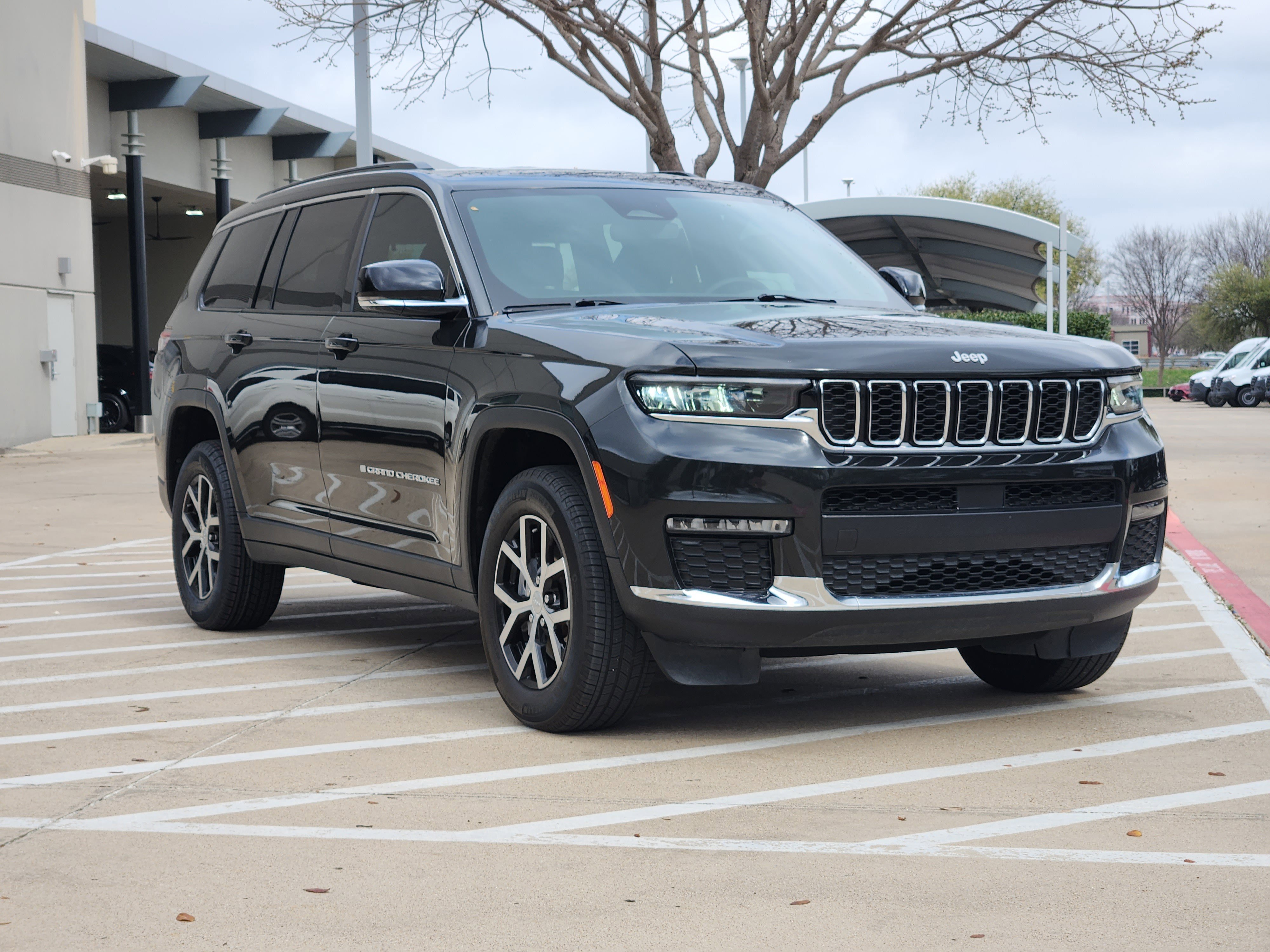 Used 2024 Jeep Grand Cherokee L Limited video 2