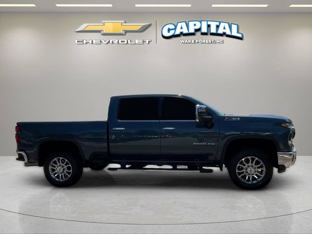 Used 2025 Chevrolet Silverado 2500 LTZ w/ LTZ Premium Package AWD/4WD image 6
