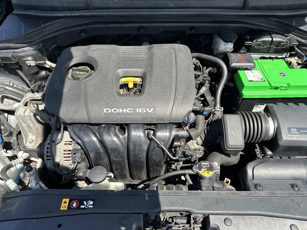 Used 2018 Hyundai Elantra Value Edition FWD image 11