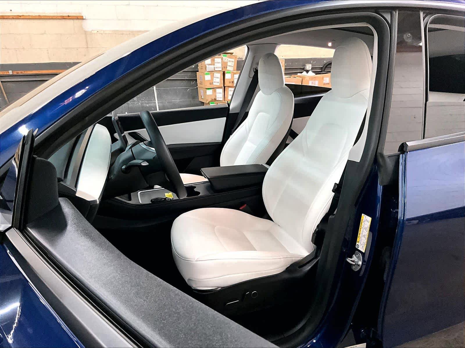 Used 2021 Tesla Model Y Performance AWD/4WD image 28