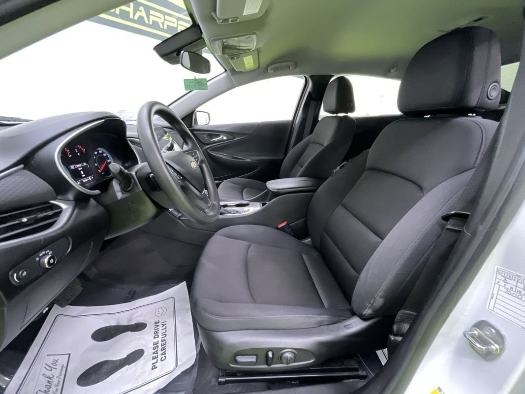 Used 2023 Chevrolet Malibu LT image 17