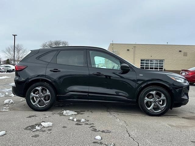 Used 2024 Ford Escape ST-Line image 10