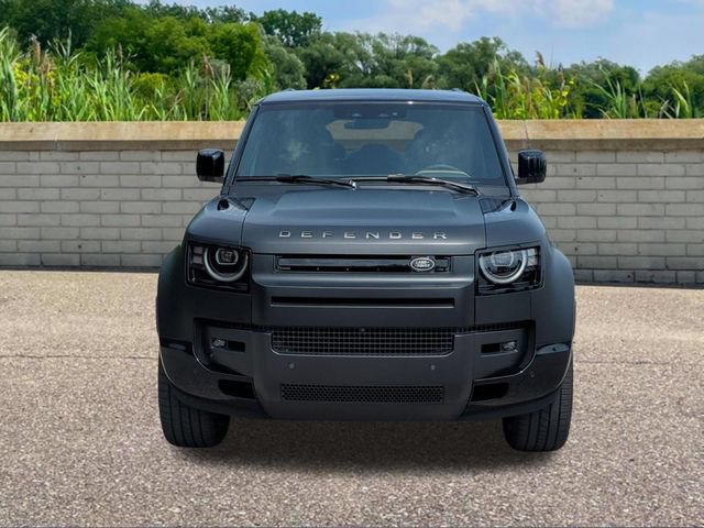 New 2026 Land Rover Defender 130 X-Dynamic SE AWD/4WD image 2