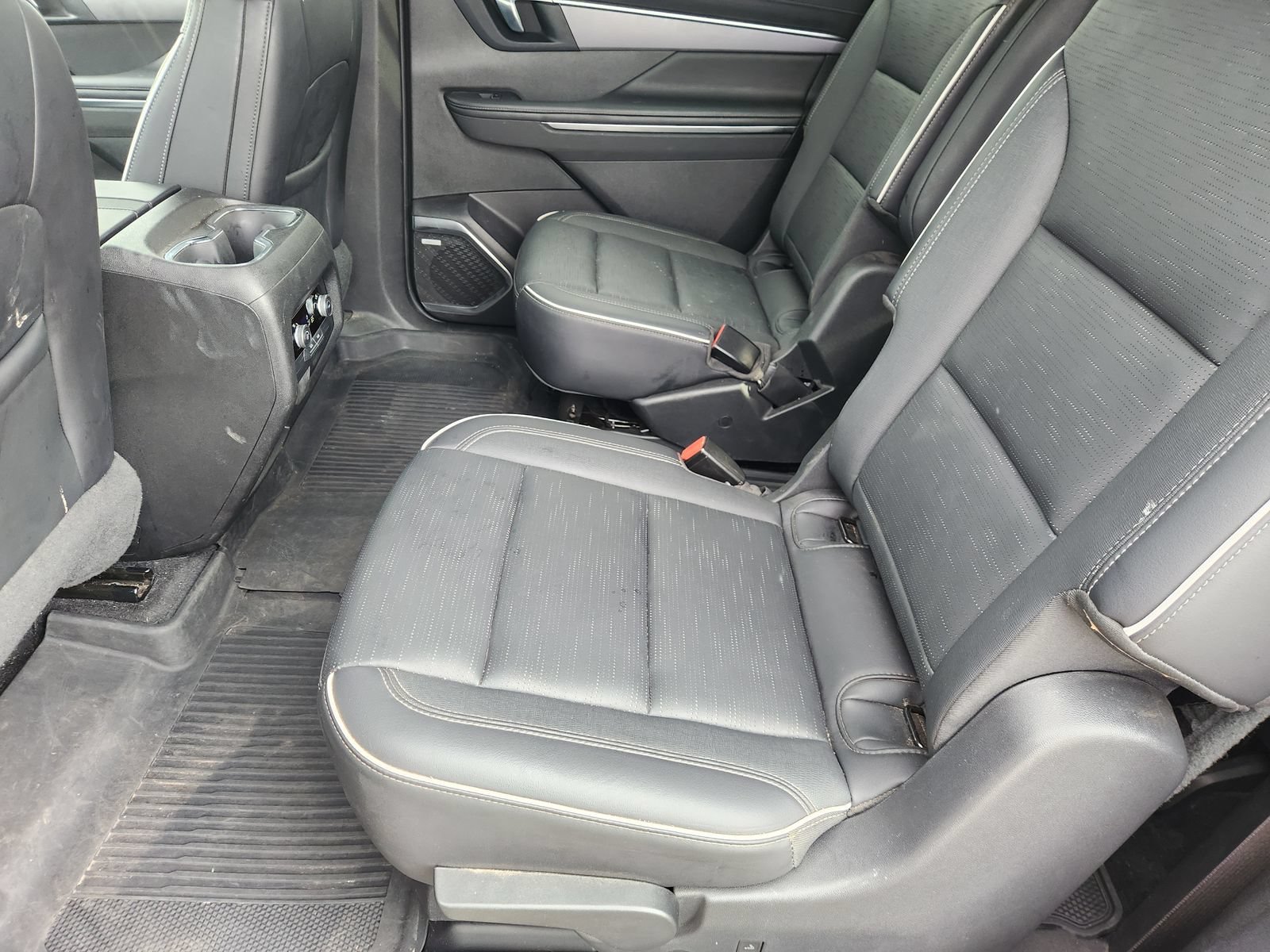Certified 2025 Buick Enclave Sport Touring w/ Power Package FWD image 32