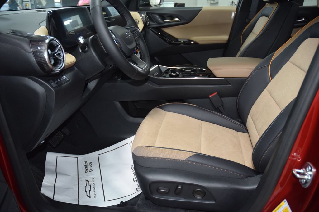 New 2027 Chevrolet Equinox ACTIV w/ Safety and Technology Package AWD/4WD image 40