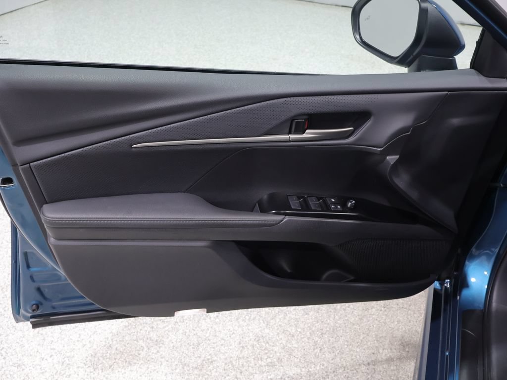 Used 2026 Toyota Camry XSE FWD image 12