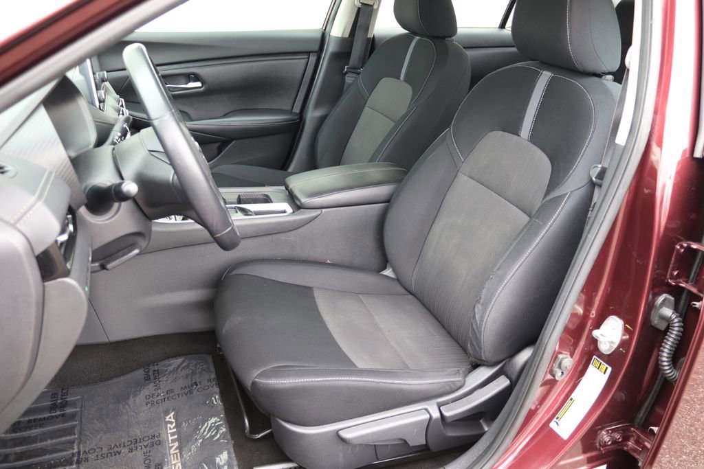 Used 2021 Nissan Sentra SV FWD image 4