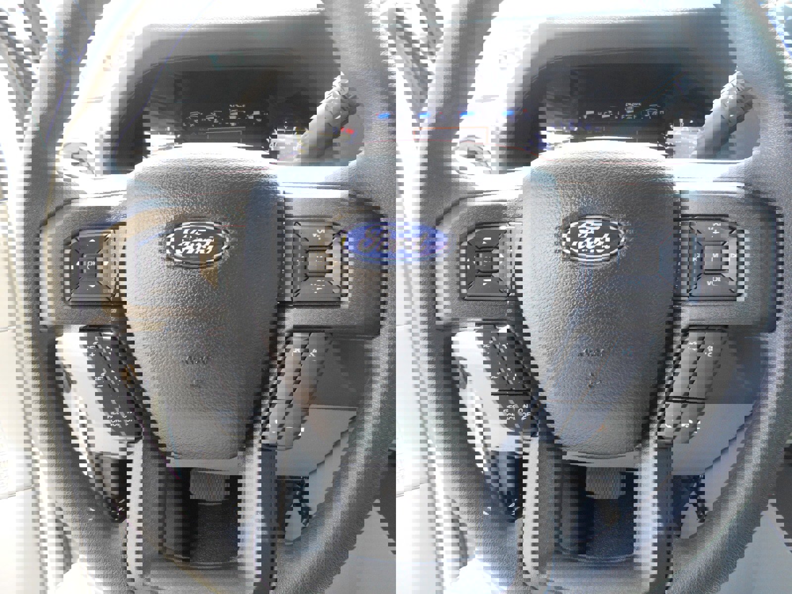 Used 2024 Ford E-350 and Econoline 350 Super Duty w/ Driver's Safety Package image 4