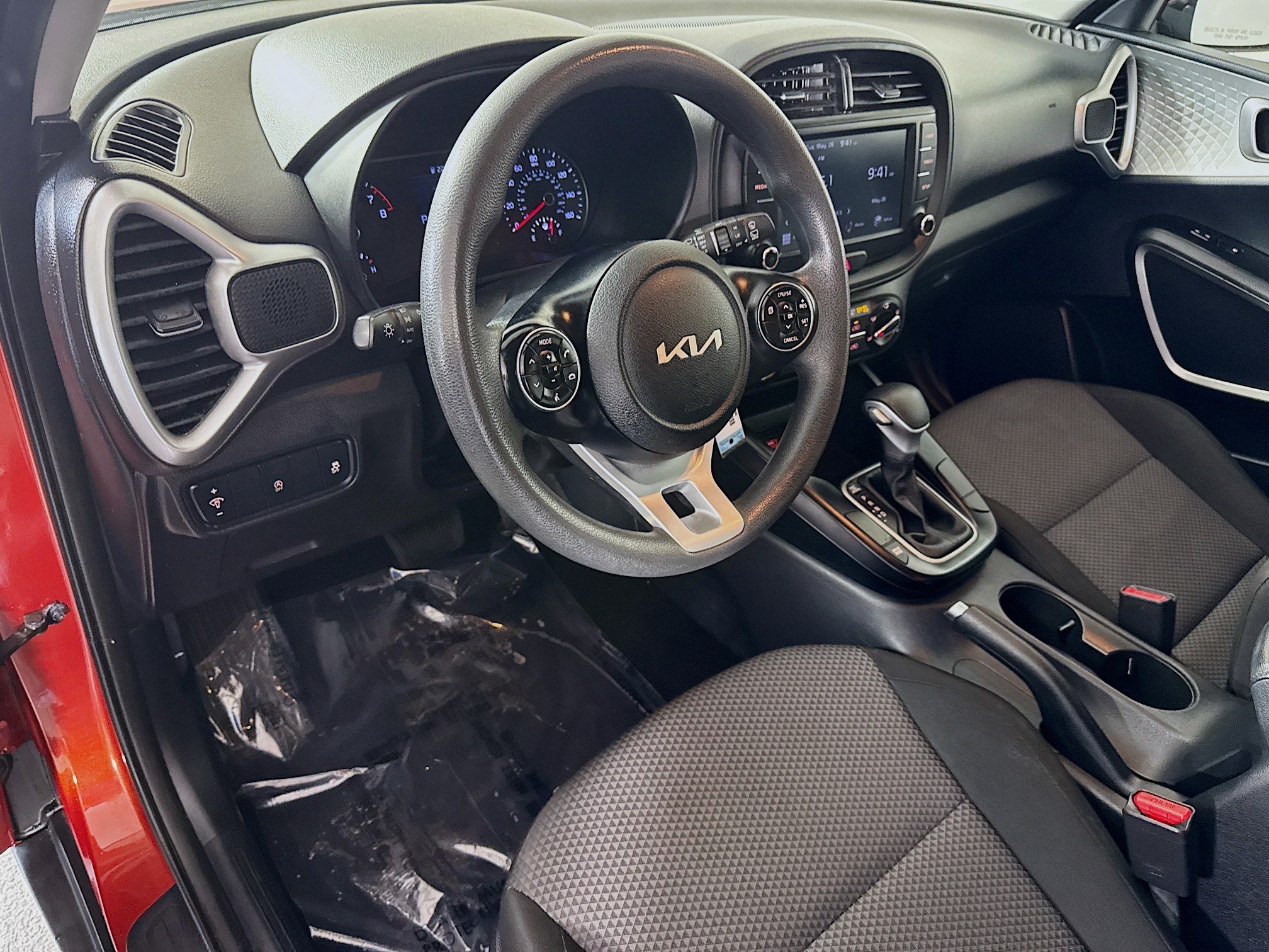 Used 2022 Kia Soul LX FWD image 22