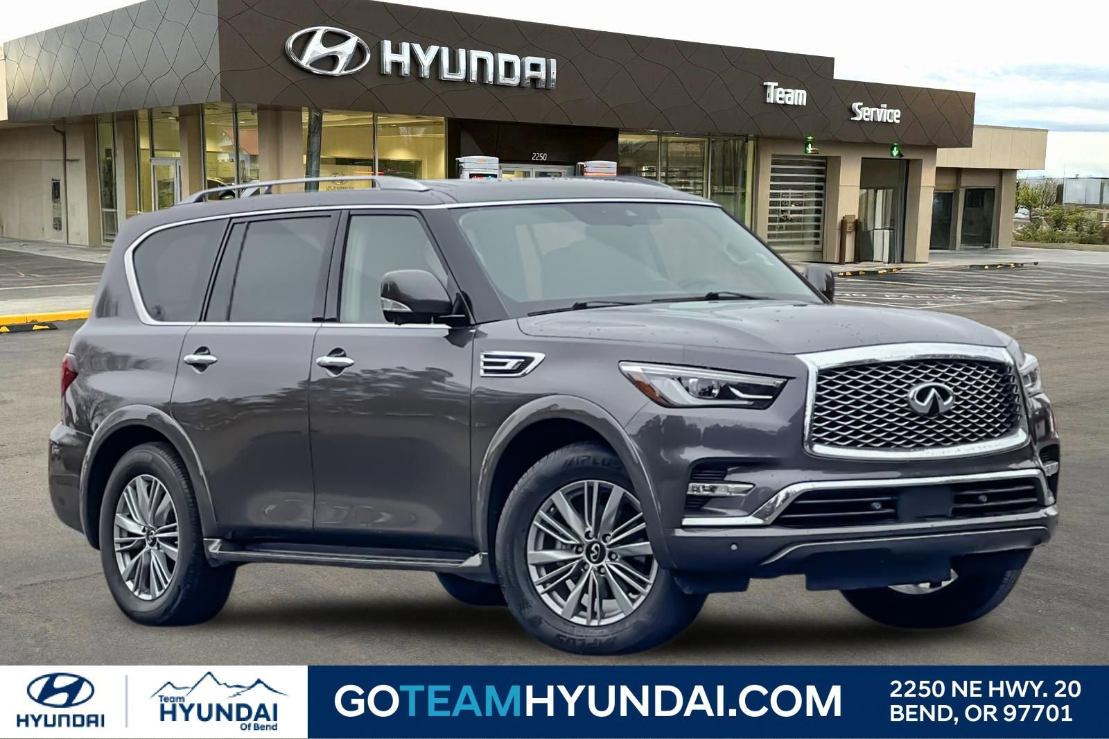 Used 2024 INFINITI QX80 Luxe image 1