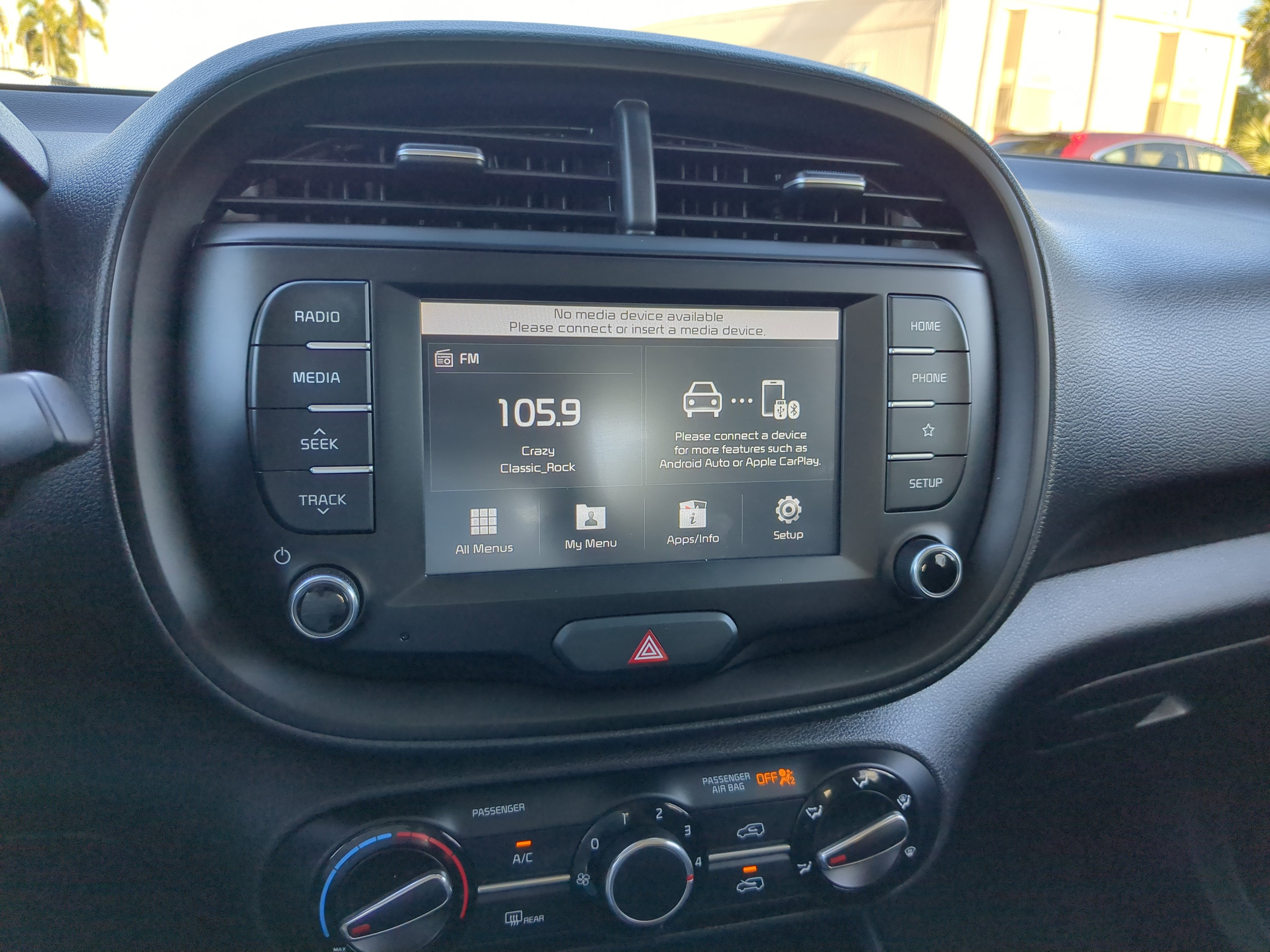 Certified 2020 Kia Soul S image 21