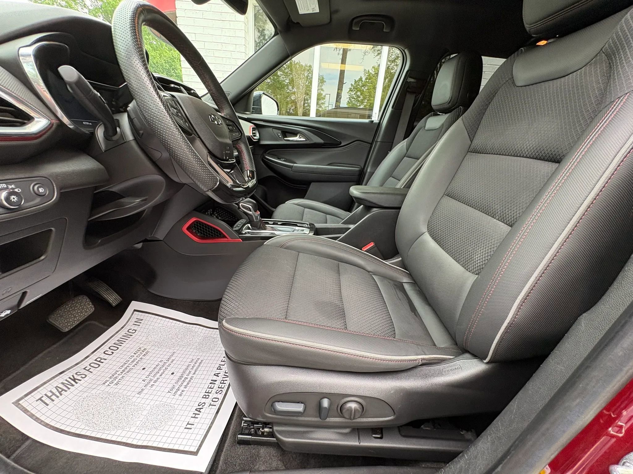 Used 2023 Chevrolet TrailBlazer RS w/ Sun and Liftgate Package AWD/4WD image 26