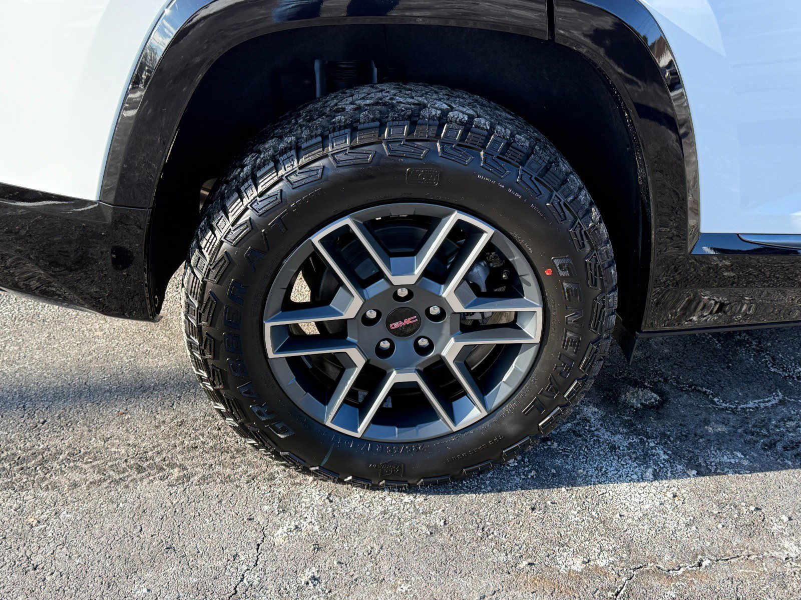 New 2026 GMC Terrain AT4 w/ Convenience Package III image 11