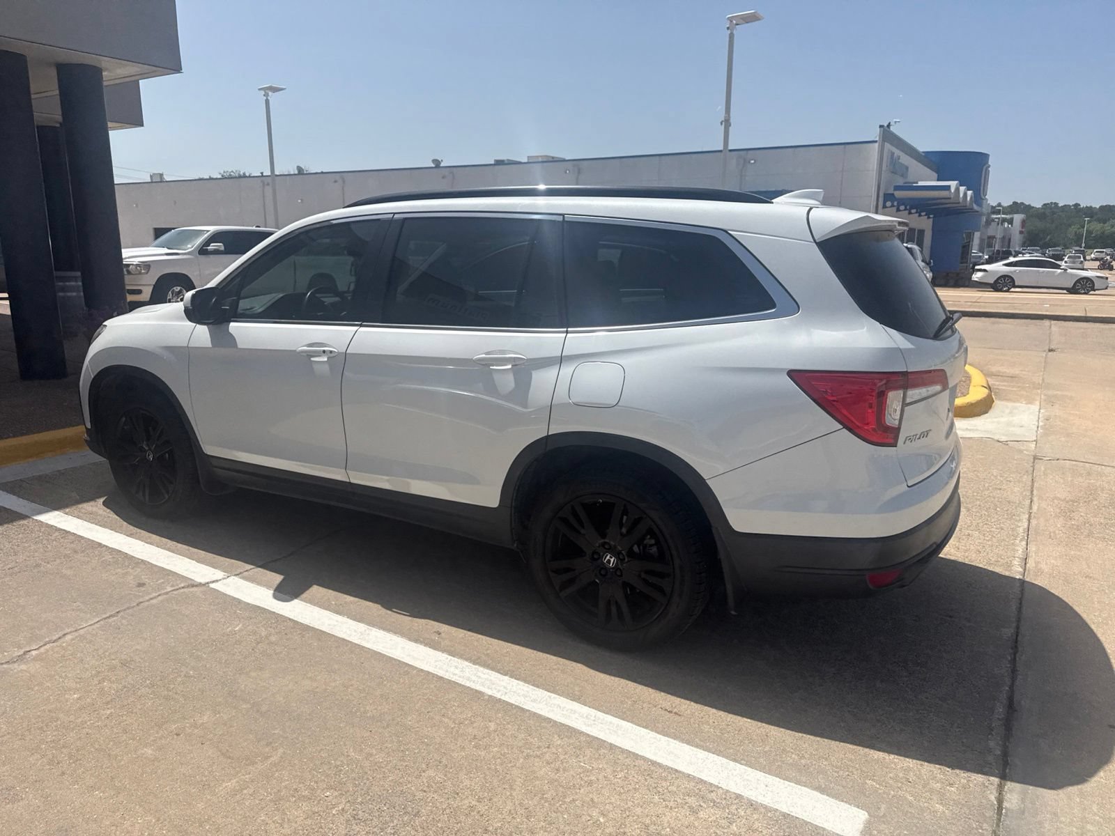 Used 2021 Honda Pilot Special Edition image 6