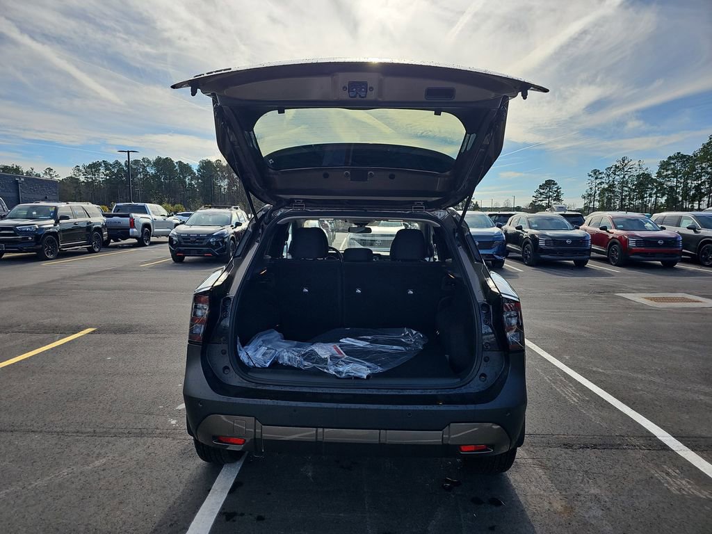 New 2026 Nissan Kicks SV w/ SV Premium Package FWD image 16