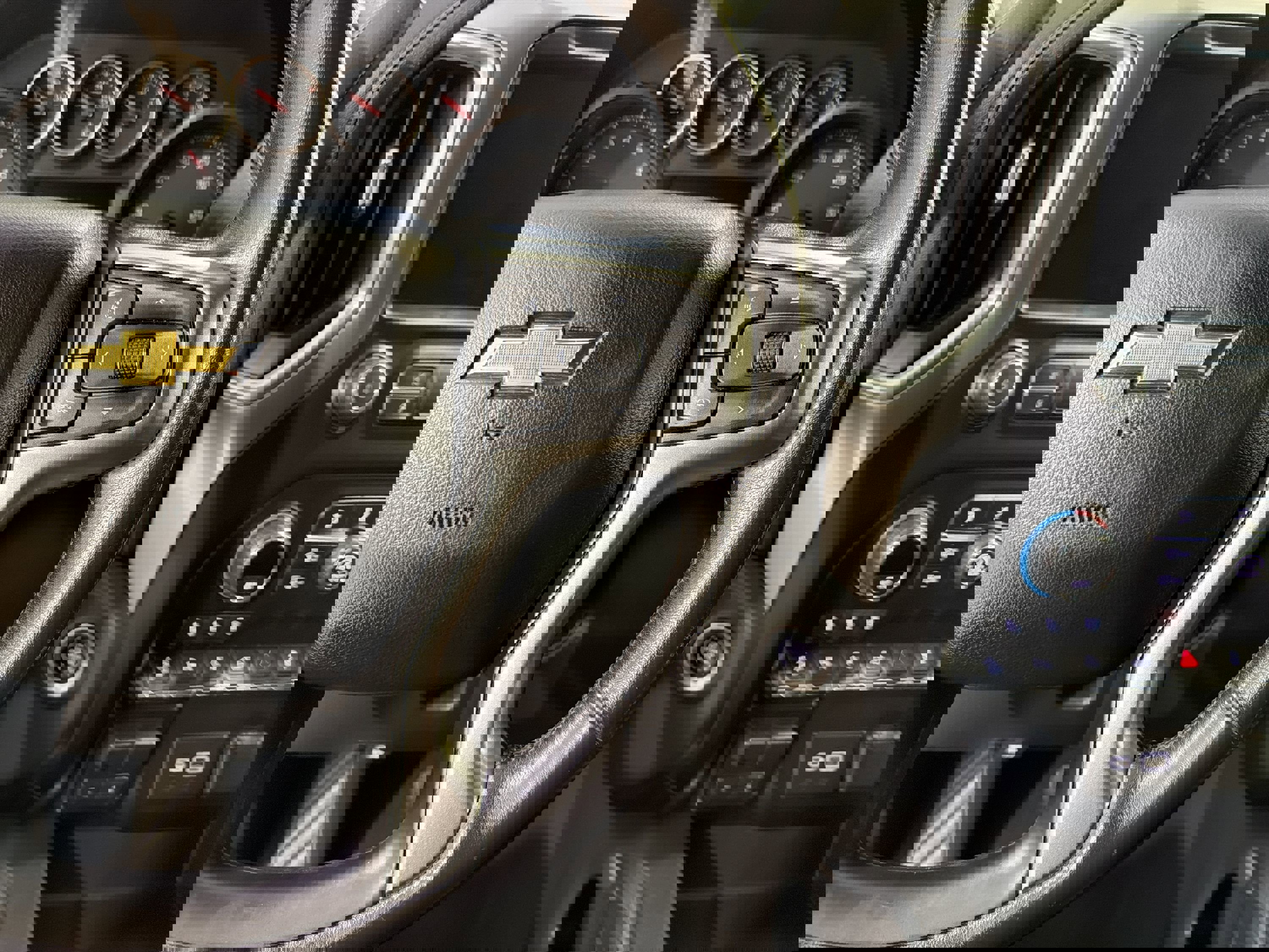 Used 2021 Chevrolet Silverado 1500 LTZ w/ Z71 Off-Road Package image 15