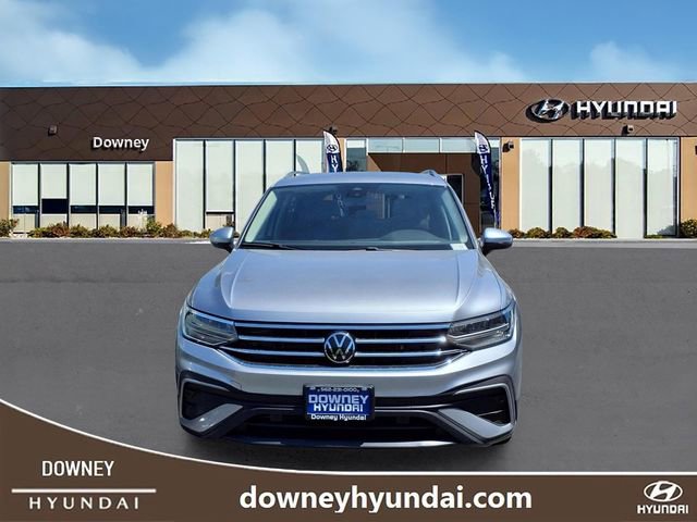 Used 2024 Volkswagen Tiguan SE FWD video 2