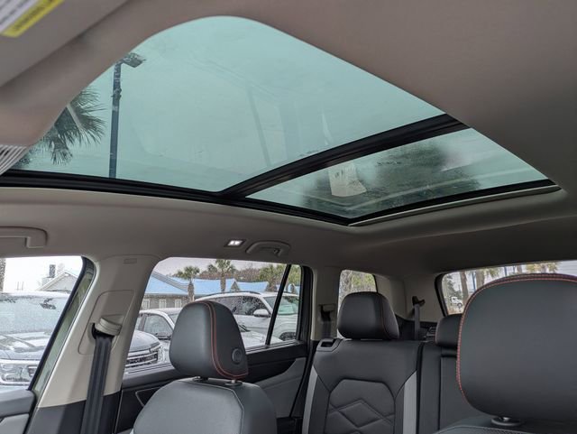 Certified 2025 Volkswagen Atlas Peak Edition SE image 22