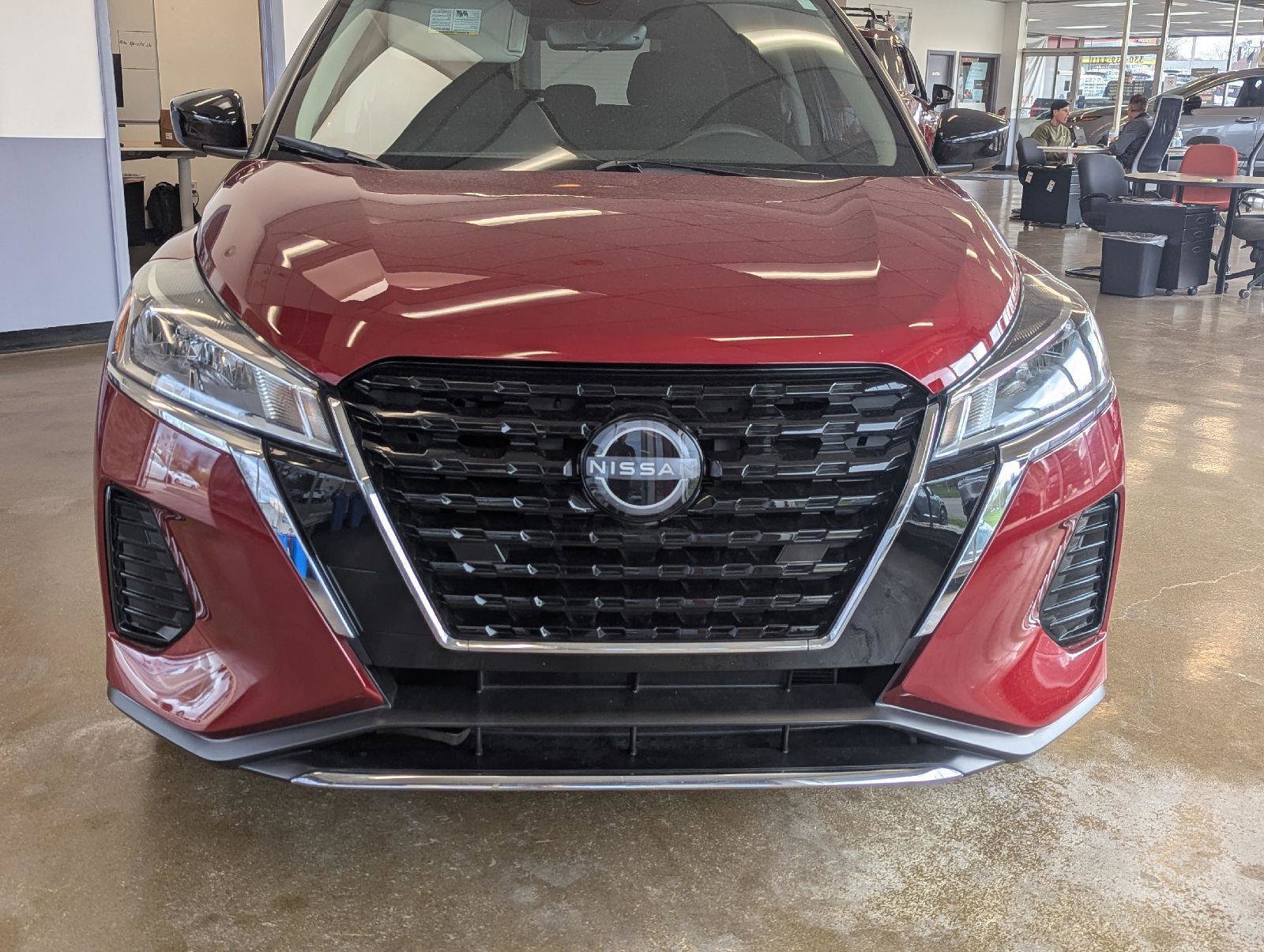 Certified 2023 Nissan Kicks SV w/ Interior Electronics Package FWD image 2