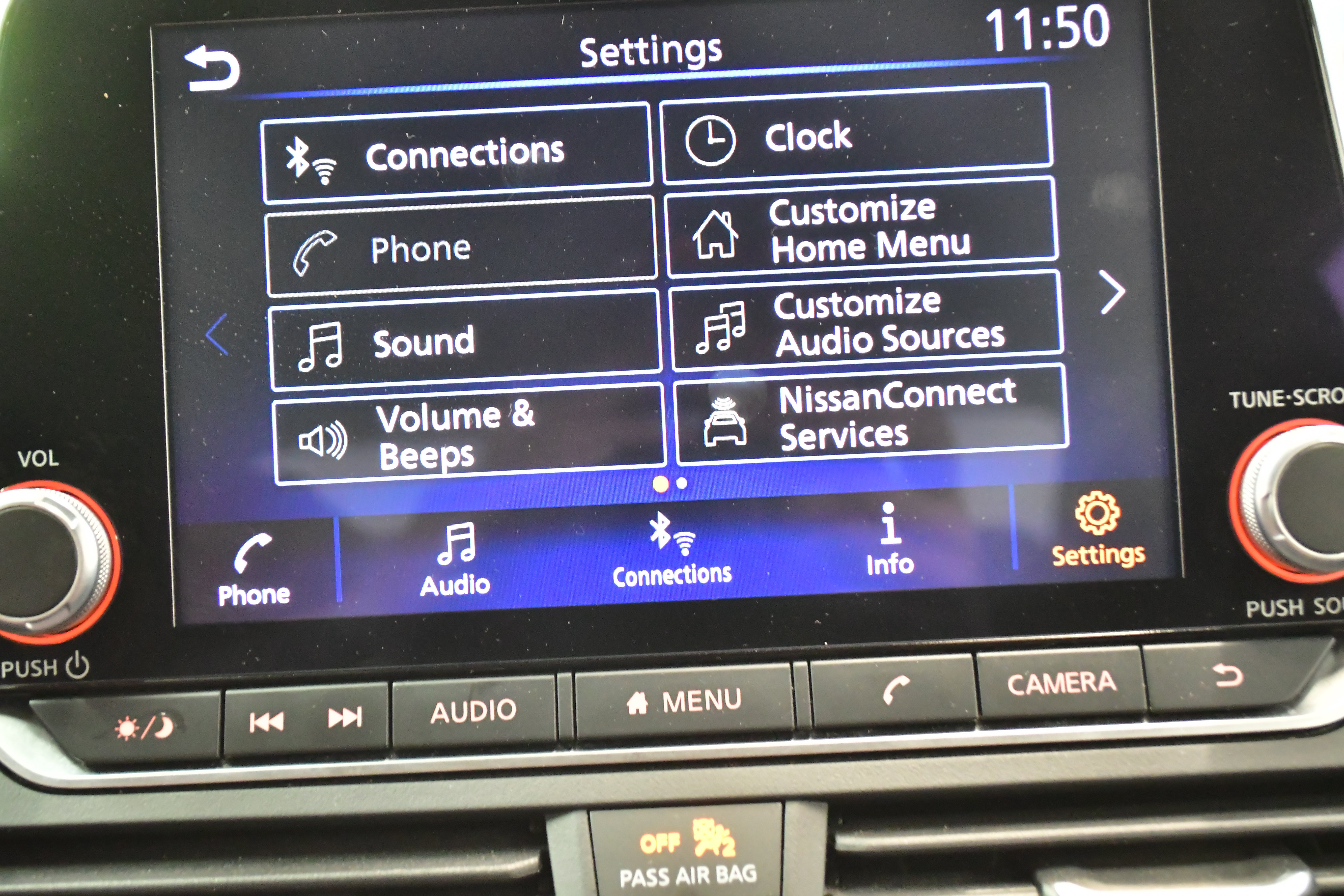 Used 2025 Nissan Altima 2.5 SV FWD image 27