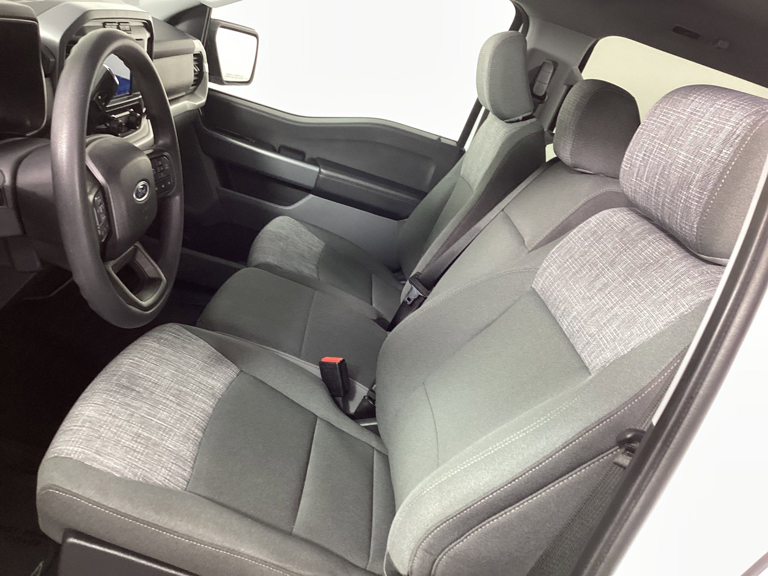 Used 2023 Ford F150 XLT image 34