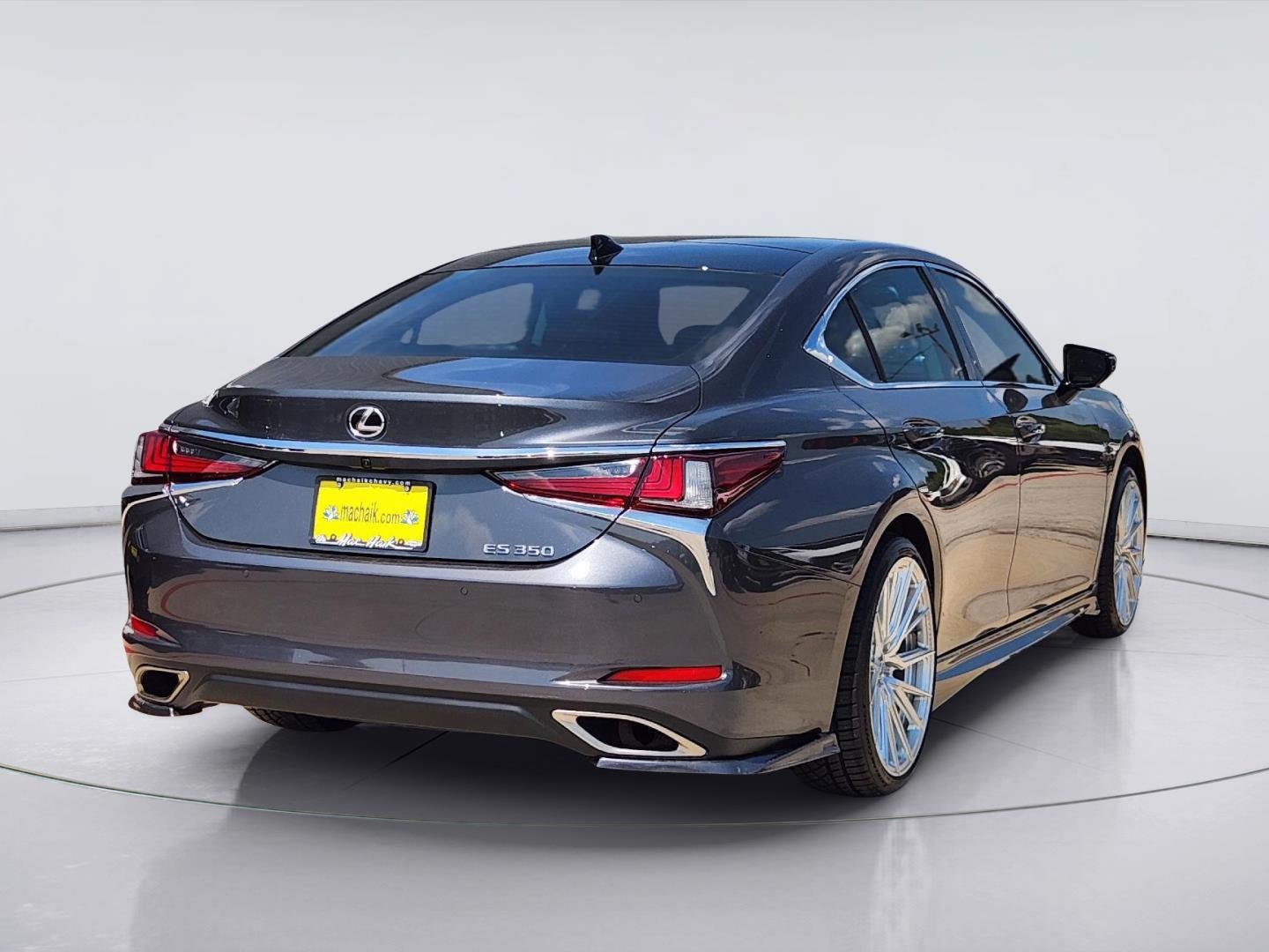 Used 2025 Lexus ES 350 w/ Premium Package FWD image 7