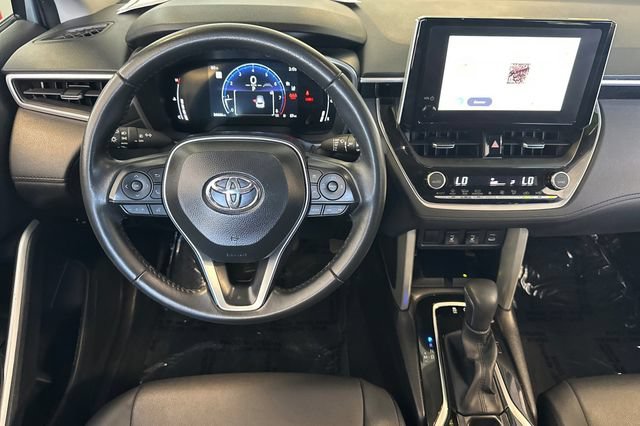 Certified 2025 Toyota Corolla Cross XLE FWD image 18