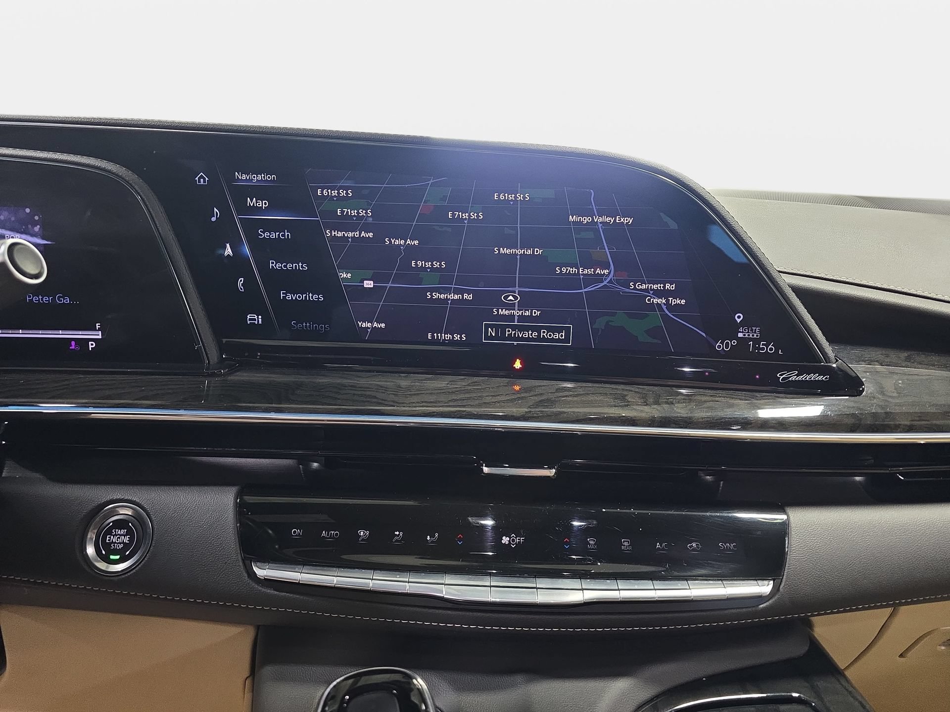 Used 2024 Cadillac Escalade Premium Luxury RWD image 20