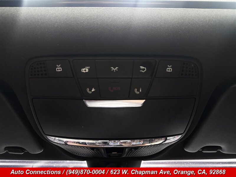 Used 2018 Mercedes-Benz C 300 Sedan image 21