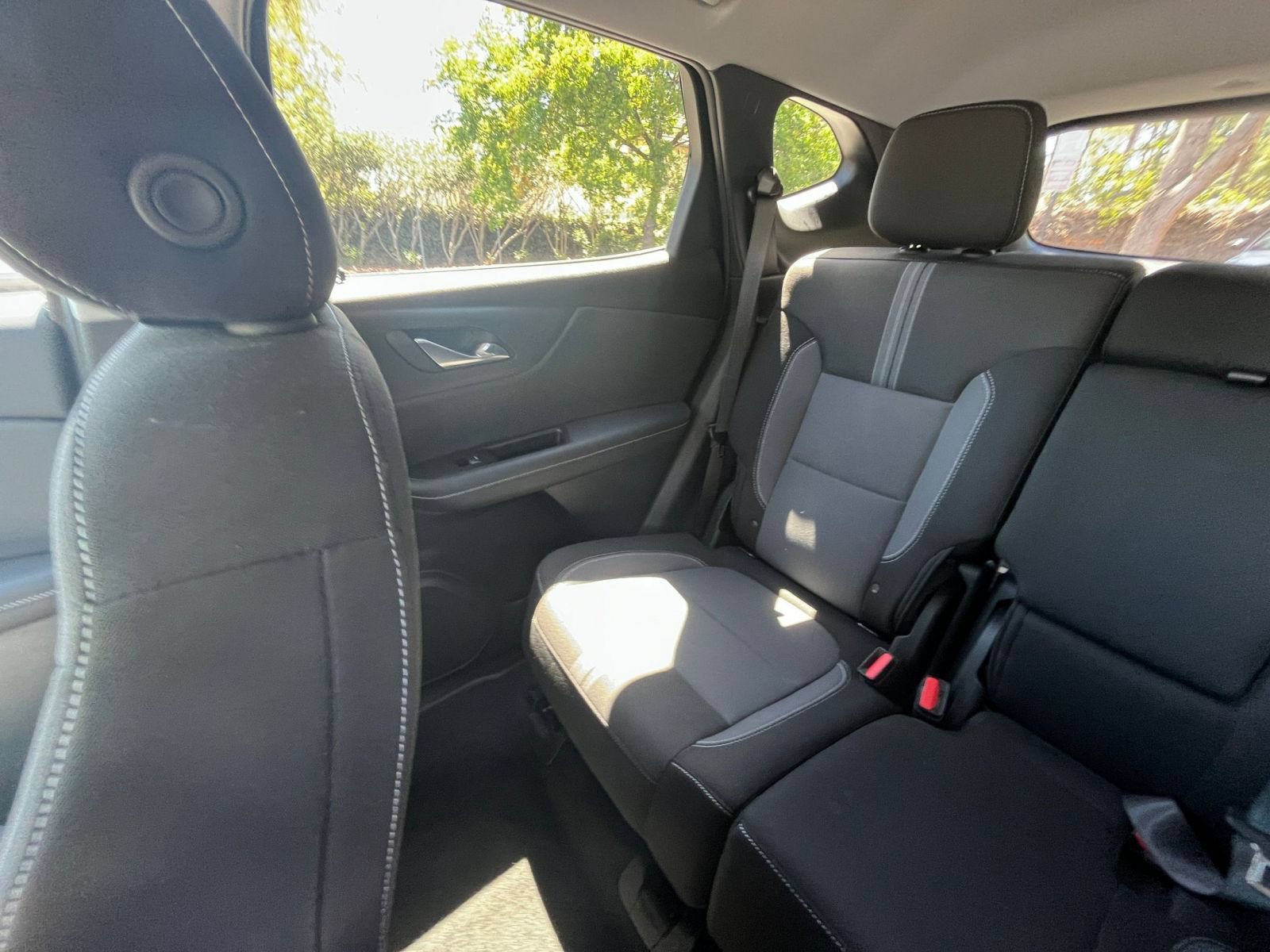 Used 2026 Chevrolet Blazer LT FWD image 39