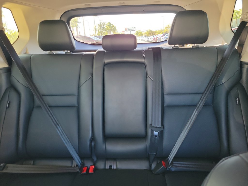 Used 2025 Nissan Rogue SV w/ SV Premium Package FWD image 11