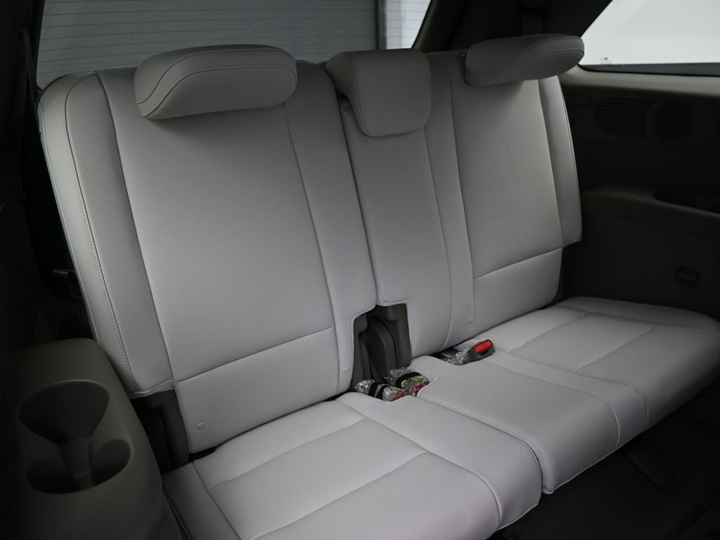 Used 2026 Hyundai Palisade Limited AWD/4WD image 30
