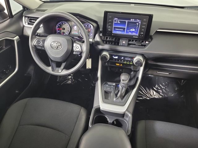 Used 2021 Toyota RAV4 LE FWD image 15