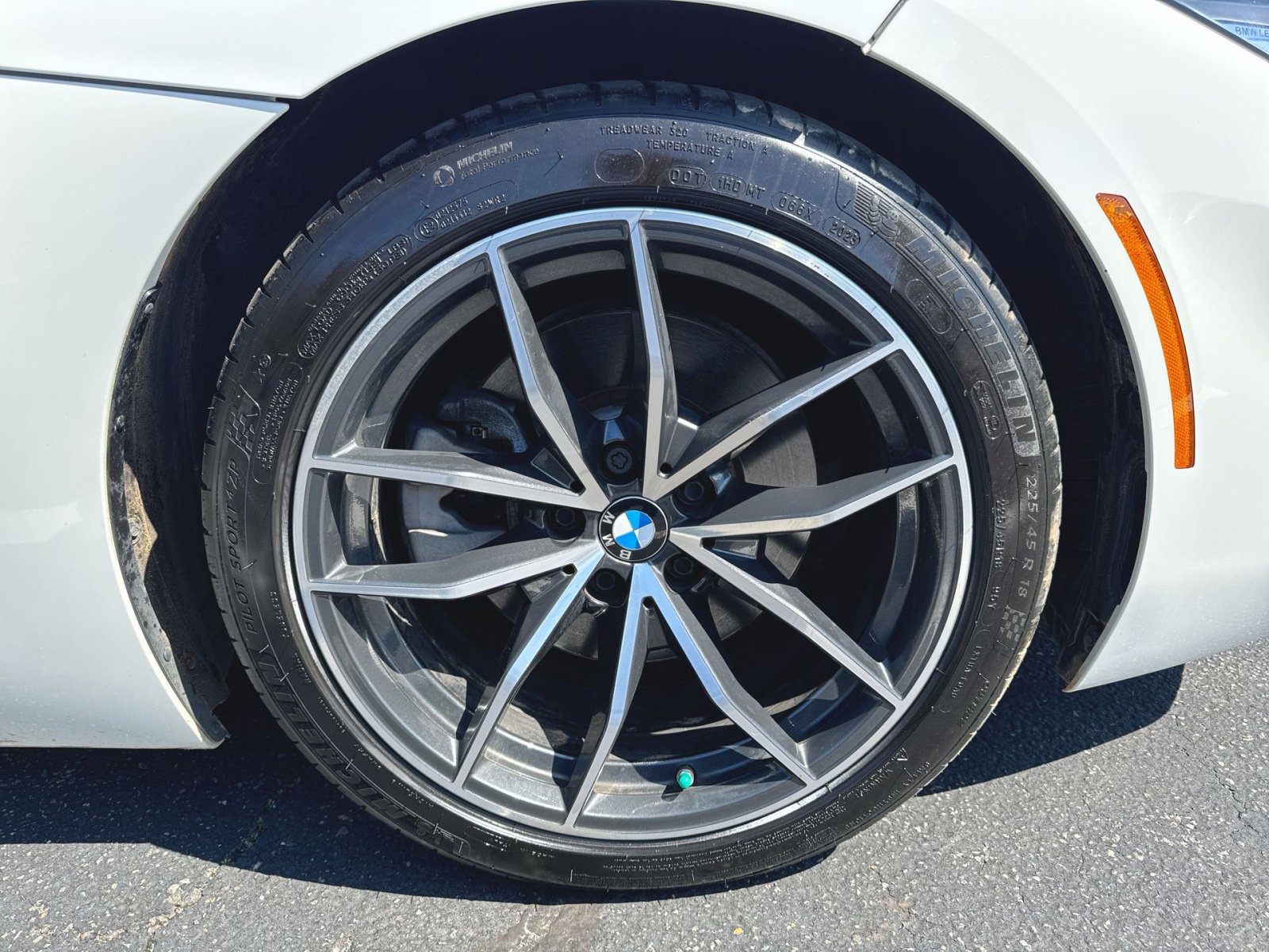 Used 2019 BMW Z4 sDrive30i w/ Convenience Package image 2